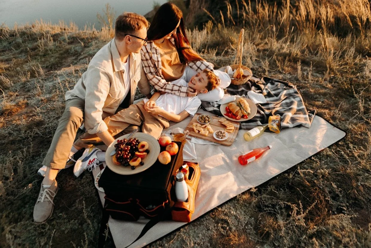 outdoor picnic blanket